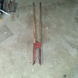 Old Gardener Post Digger