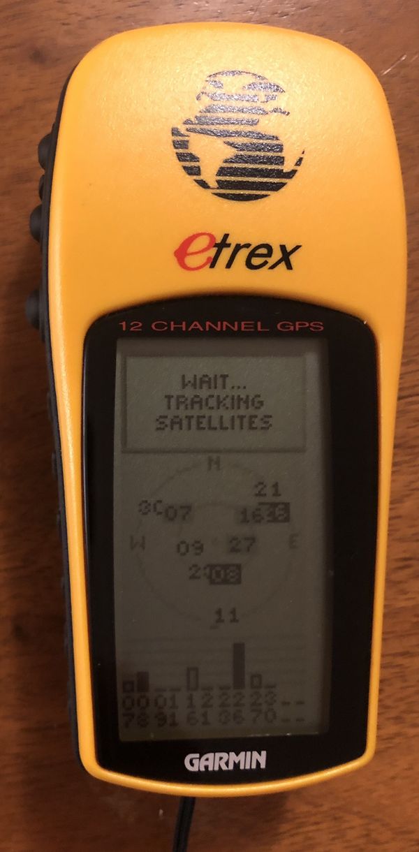 Garmin etrex 12 channel gps unit hiking walking biking like new