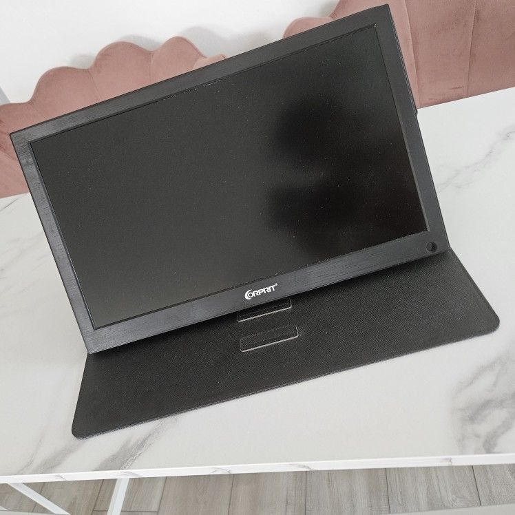Corprit Portable Monitor 15.6 Inch - Must Go