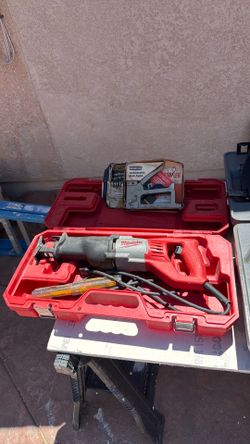 Sawzall skilsaw nail gun