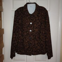 #60 • Women's Blouse Size XL • Can Also Be Worn Over  Another Shirt  • All Buttons Are Brown • by BRIGGS NEW YORK