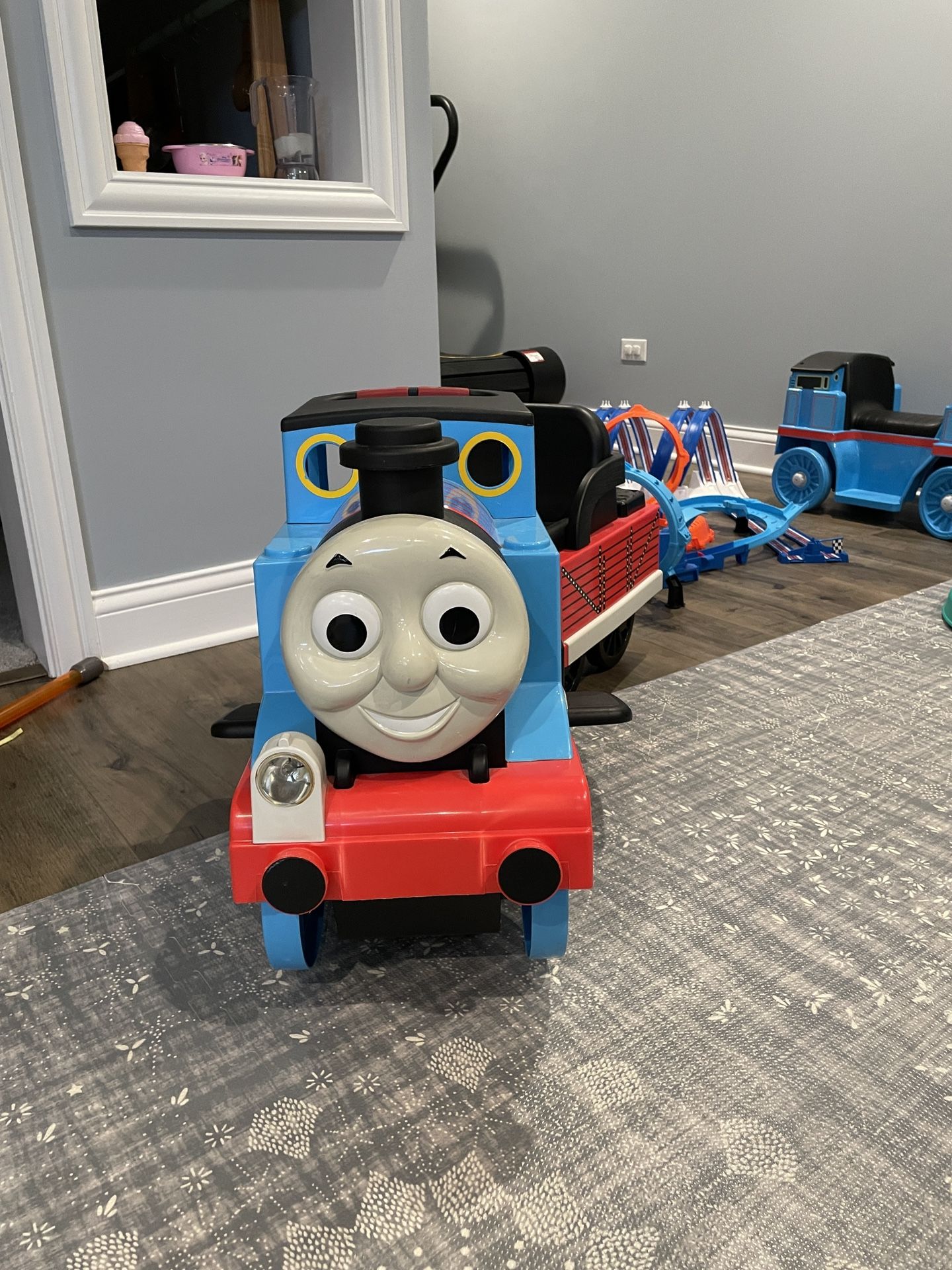 Thomas and Friends Ride Along Train