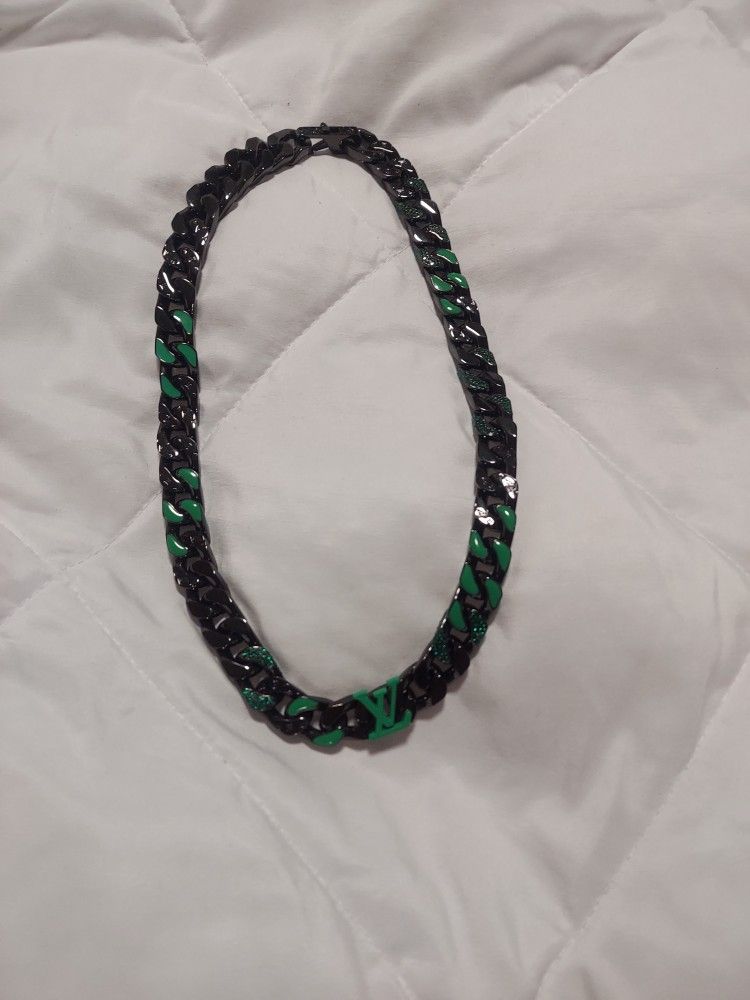 LOUIS VUITTON Louis Vuitton Collier Chain Links Patches Necklace MP2770 Metal Black Green Choker