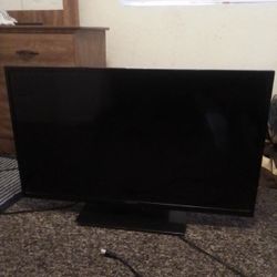 45 Inches By 25 Inches  WESTINGHOUSE TV  With REMOTE 