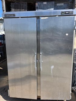 commercial refrigerator