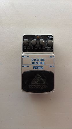 Behringer Digital Reverb Guitar Pedal