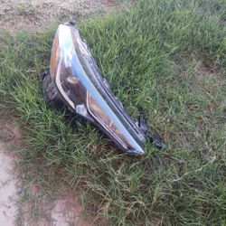 2022 to 2024 Toyota Corolla Cross Passenger Side Headlight OEM