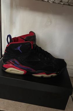 Jordan 6 - size 9
