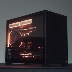 RX 7900XTX Ryzen 7 Gaming PC
