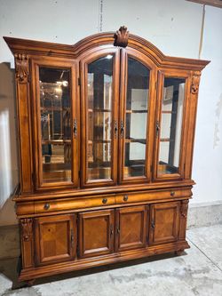 Kitchen hutch