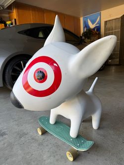 Rare Bullseye Target Dog Statue👍