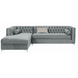 Luxury Tufted Velvet Sofa – Excellent Condition Would Underneath Storage