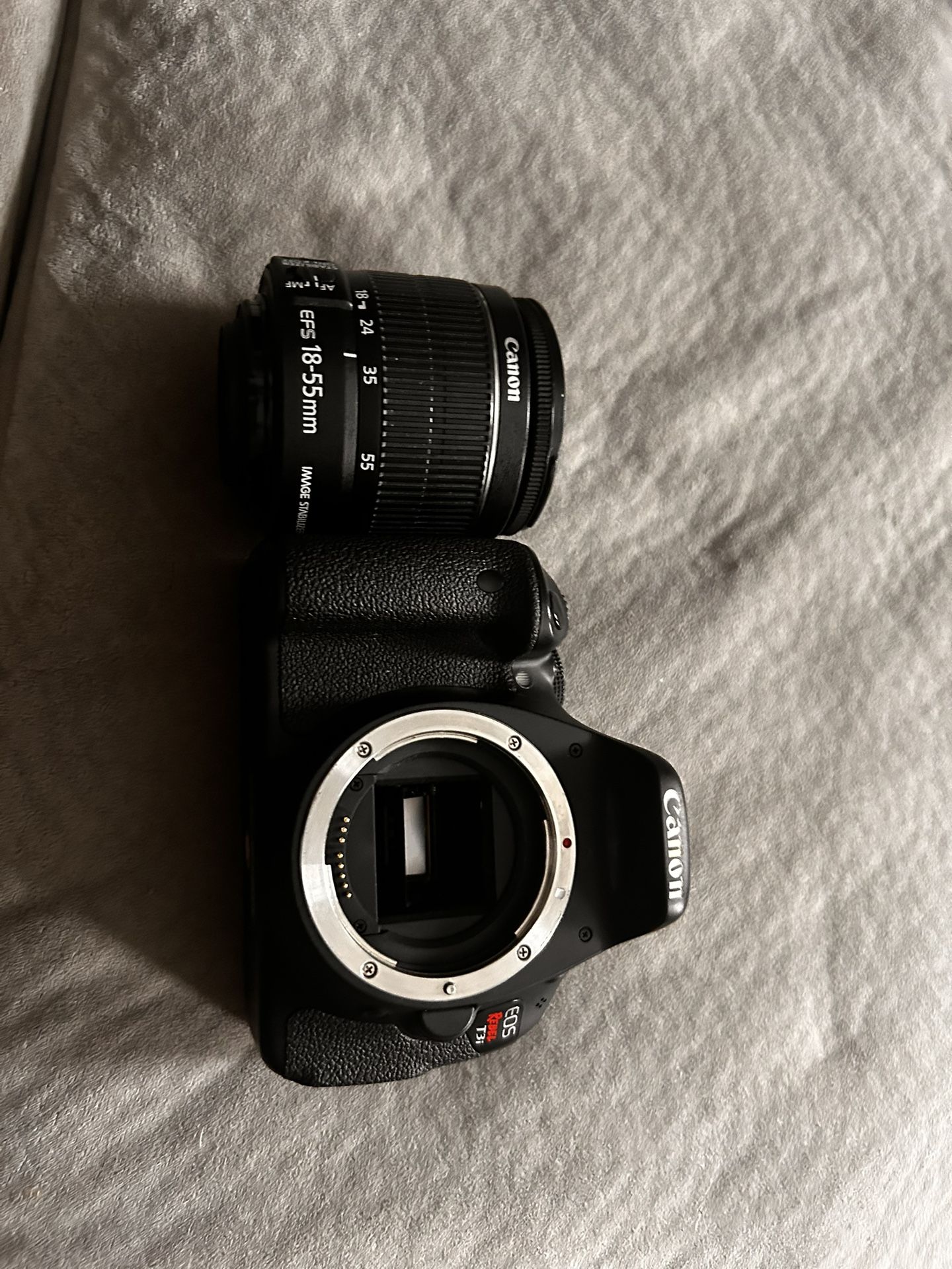 CANON T3I