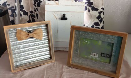 Set Of 3 Rustic Wood/Metal Picture Frames.