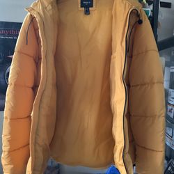 Puffer Hooded Jacket. Unisex 