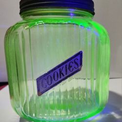 1930's Depression Glass Cookie Jar 