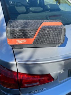 Milwaukee Bluetooth Job Site Speaker