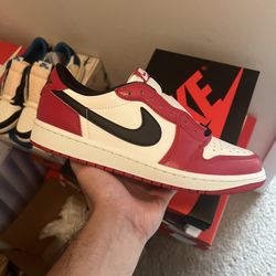 Brand New DS Nike Air Jordan 1 Low Chicago Size 9