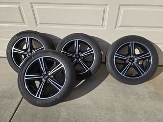 18-inch Ford Mustang OEM wheels (24/25/26)