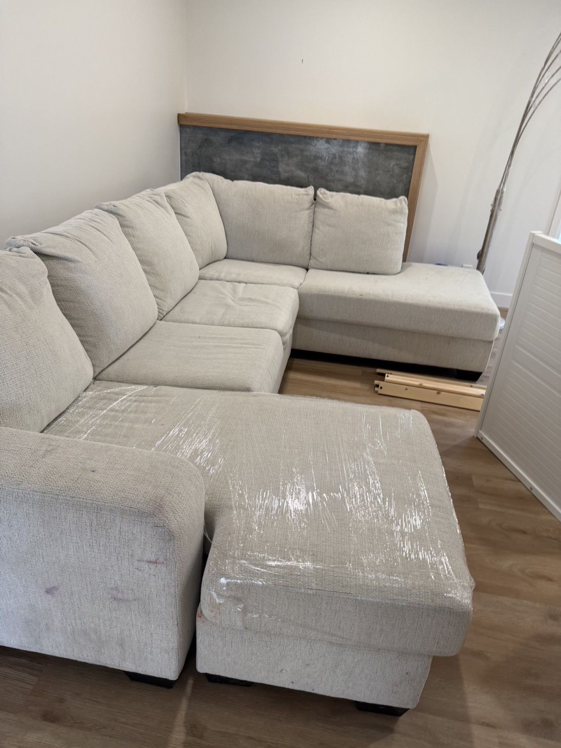 Ashley Sofa Cambri 2-Piece Sectional with Chaise