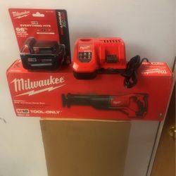 Milwaukee Sawzall Kit 