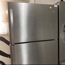 Whirlpool Top Freezer Refrigerator 