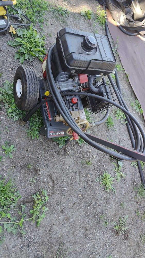 Craftsman Pressure Washer 2200PSI