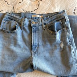 Women’s Levi’s Jeans 