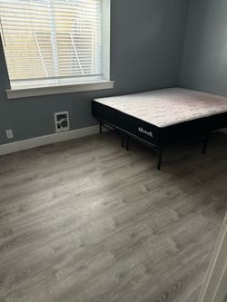 Full size mattress