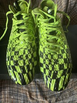 Under Armour Spotlight Clone 3.0 MC LE Football Cleats - Size 11.5 (Lime Surge/White)