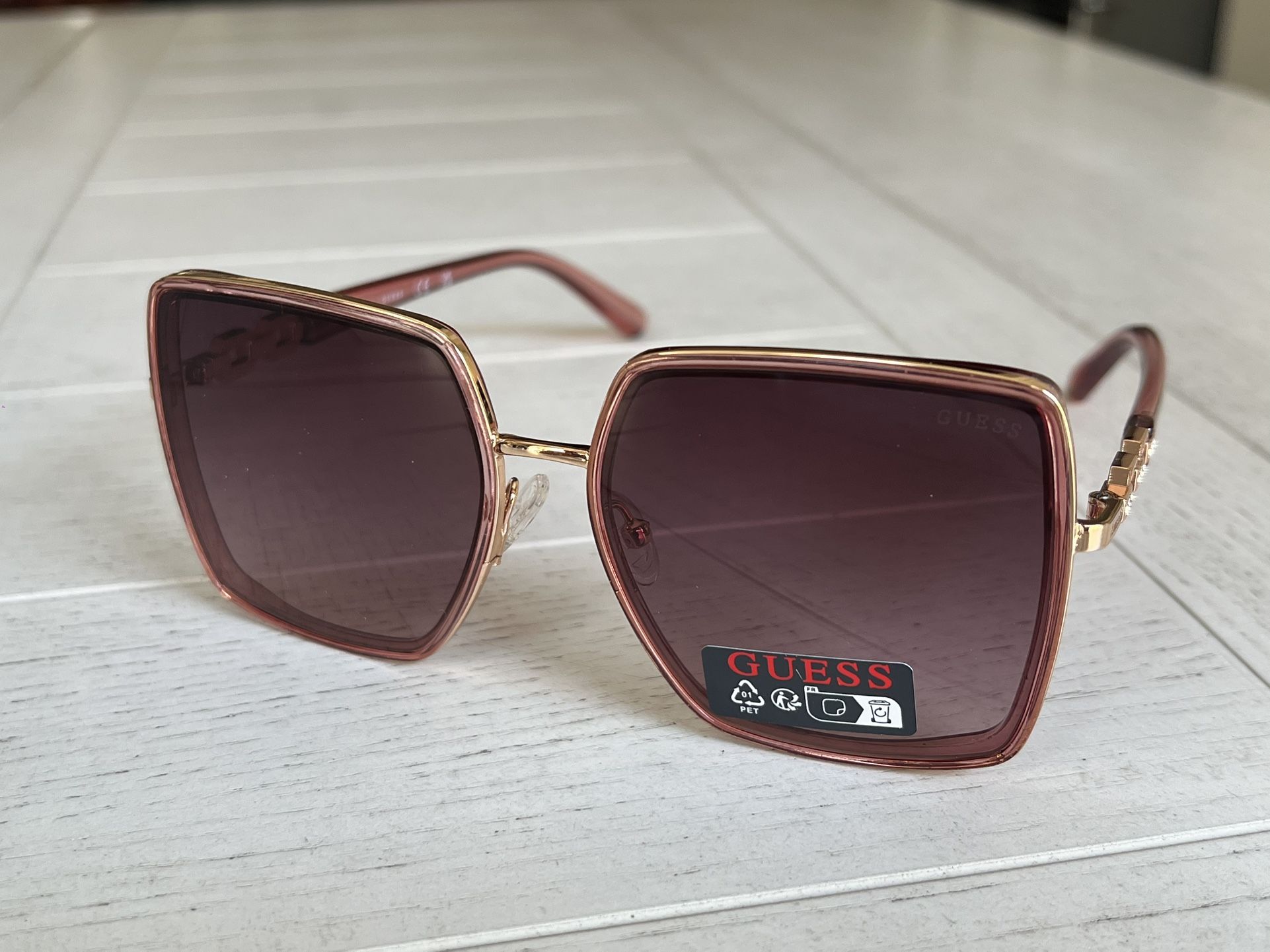 GUESS GO00041 72T Women’s Sunglasses 100% UV Protection
