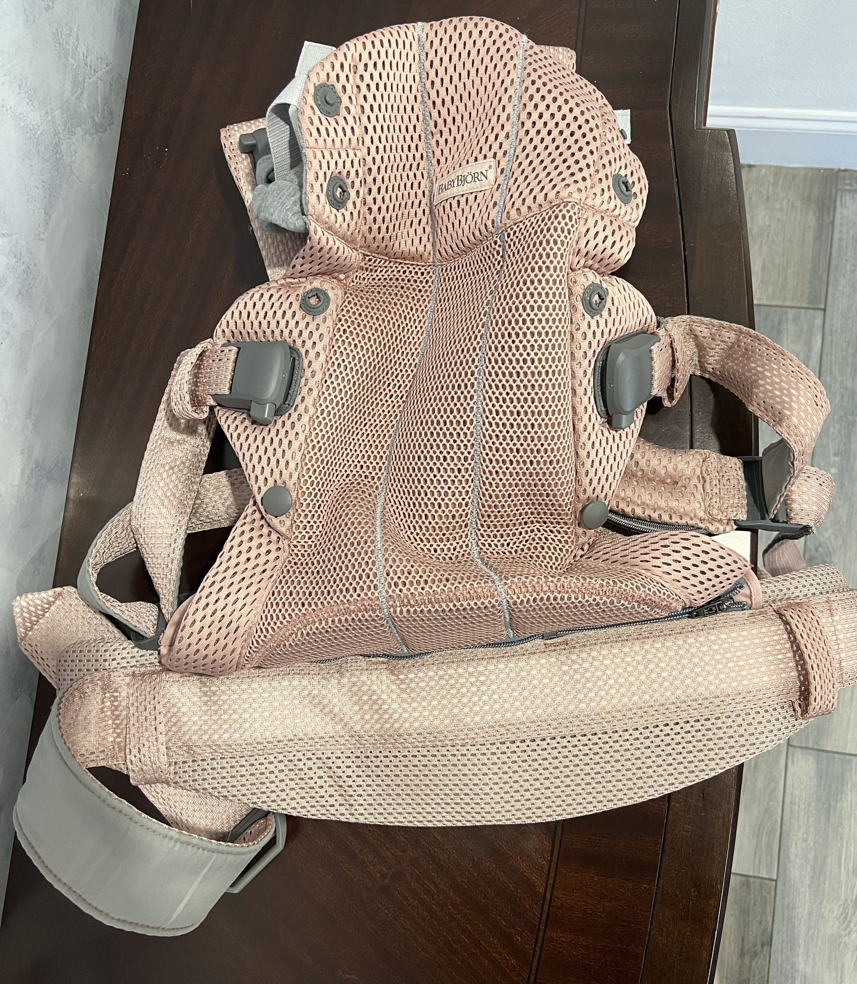 Baby Bjorn Harmony Carrier Like New Condition 