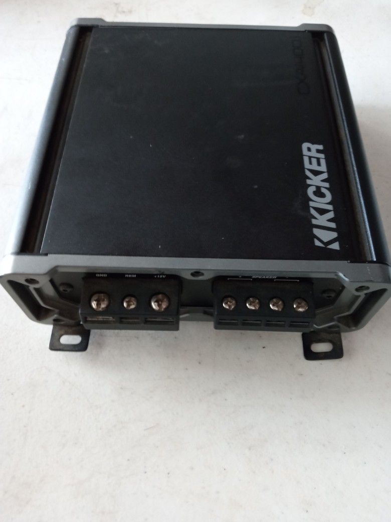 Kicker Car Amplifier 400x1