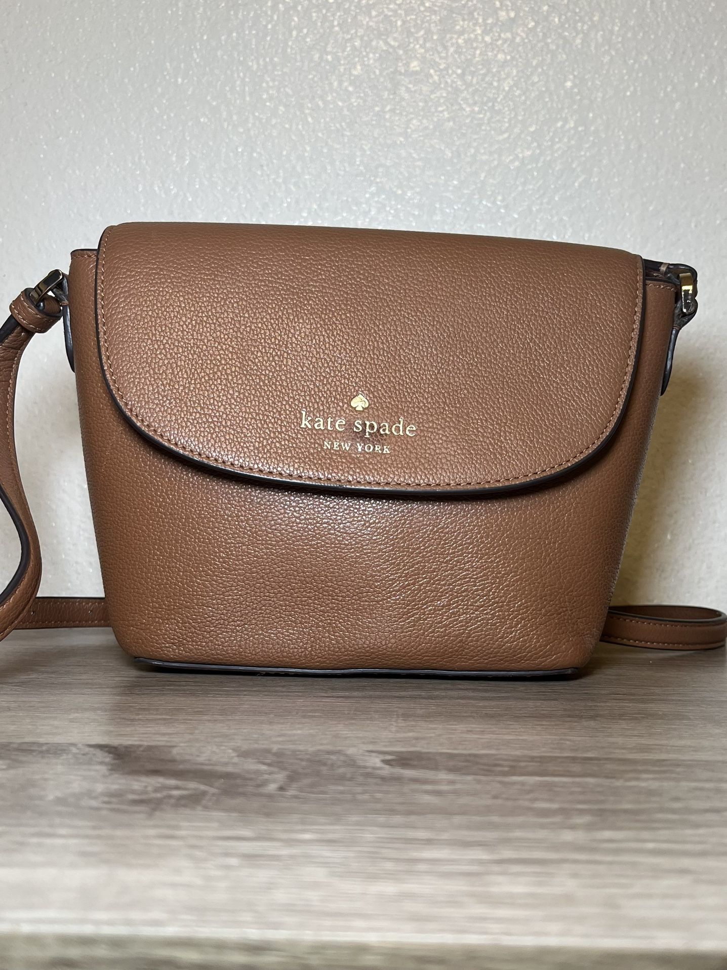 KATE SPADE NEW YORK CROSSBODY PURSE