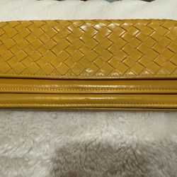 Bottega Veneta wallet Authentic 