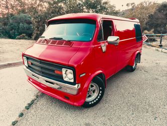 1977 Dodge B100 Shorty Van w/ 90k miles