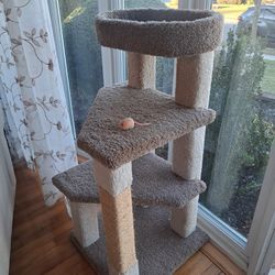 Very Sturdy Cat Tree $40