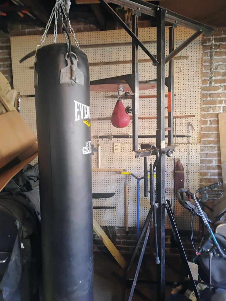 Deluxe Home Gym