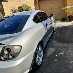 2003 Hyundai Tiburon 2.7 V6 5-Speed Manual  