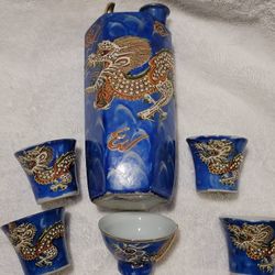 Vintage Japanese Moriage Dragonware Sake Set
