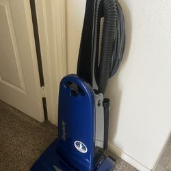 Simplicity Vacuum 
