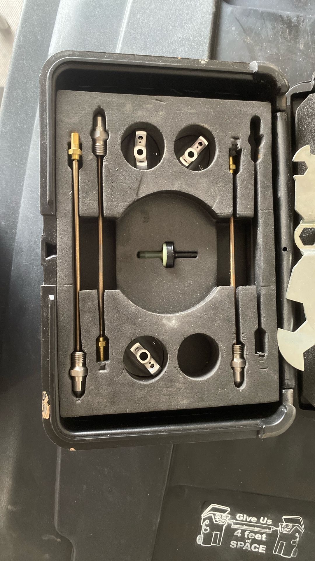 Titan Cap Spray Tips And Needles