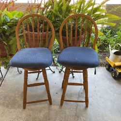 Stools / Swivel Chair 