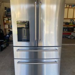 Kitchen Aid Refrigerator/Freezer (No Scratches or Dents) 