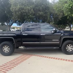2014 GMC Sierra 1500 Z71 4x4 Flex fuel V8