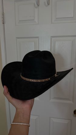 Black Felt Cowboy Hat with Leather Band