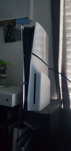PS5 Slim Disc Edition