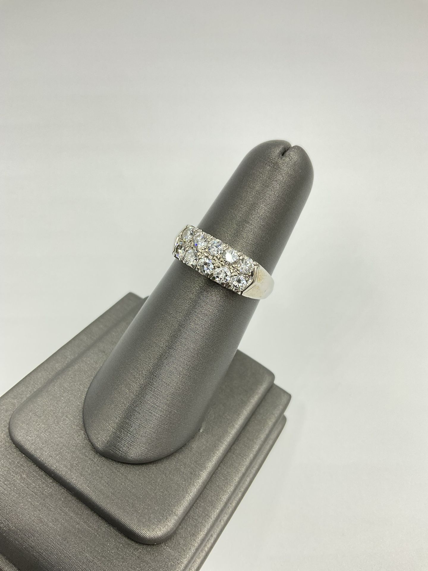 14KT WHITE GOLD LADIES WEDDING/ FASHION RING W/ DIAMONDS APPROX 1.00CT TDW 3.3GR, RING SIZE 7.5