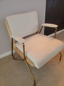 Accent chair