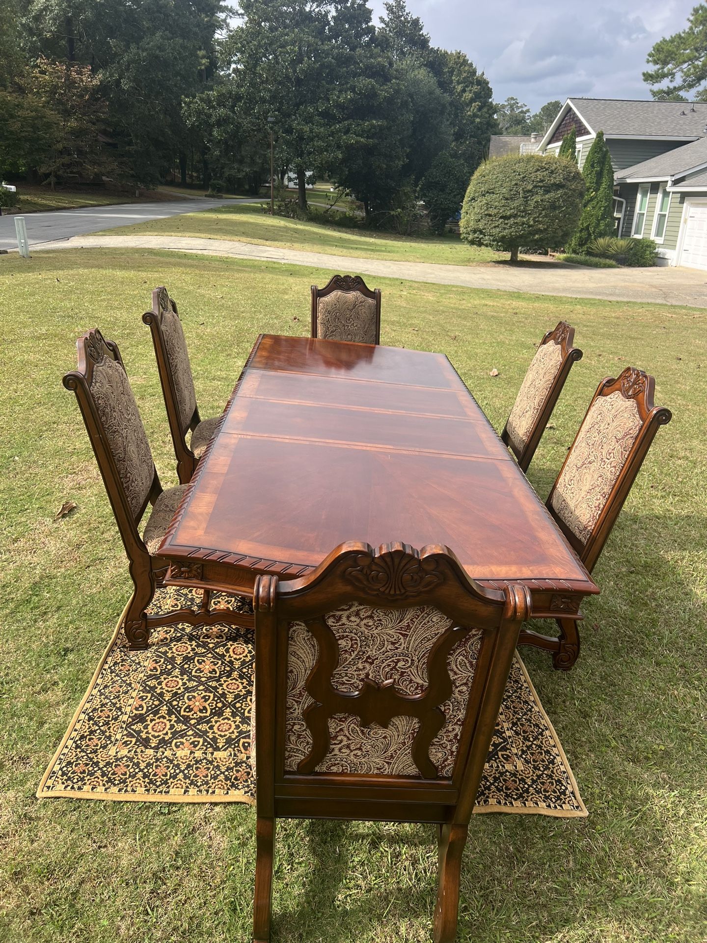 Beautiful dining table with six chairs